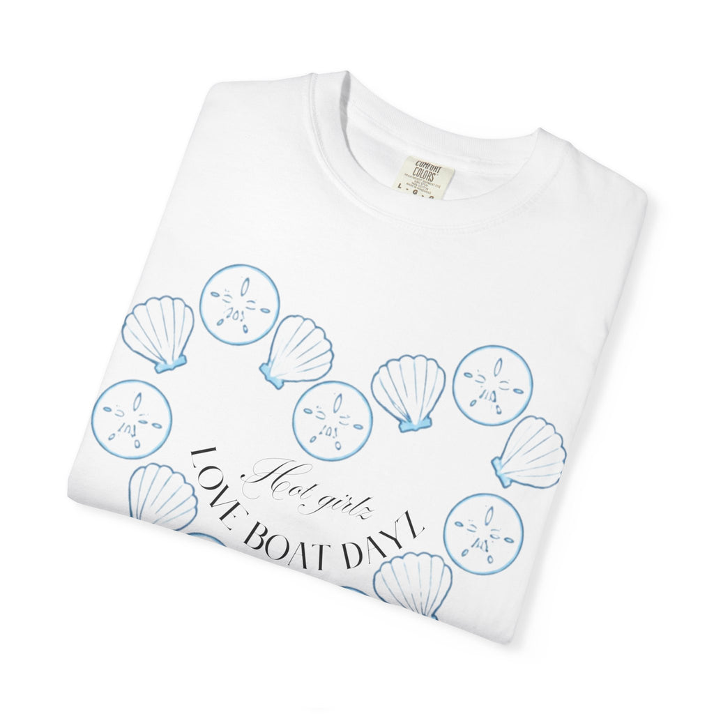 Hot Girlz Love Boat Dayz Tee