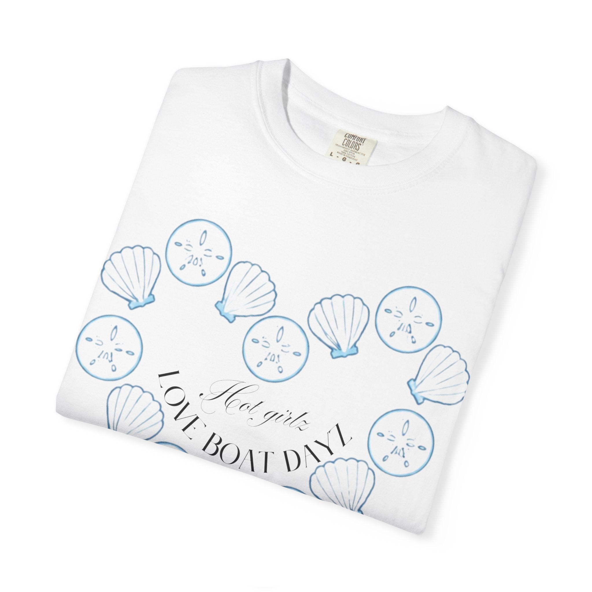 Hot Girlz Love Boat Dayz Tee