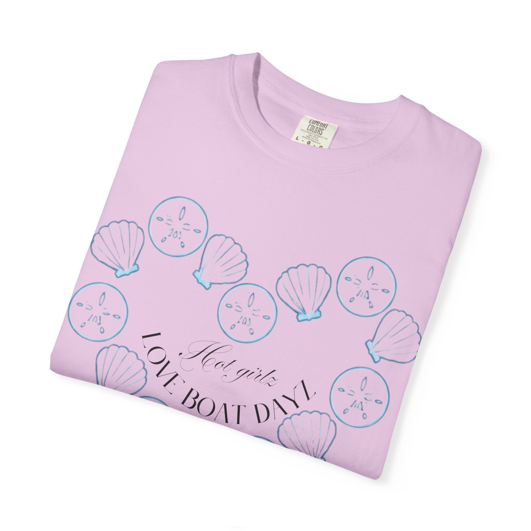 Hot Girlz Love Boat Dayz Tee