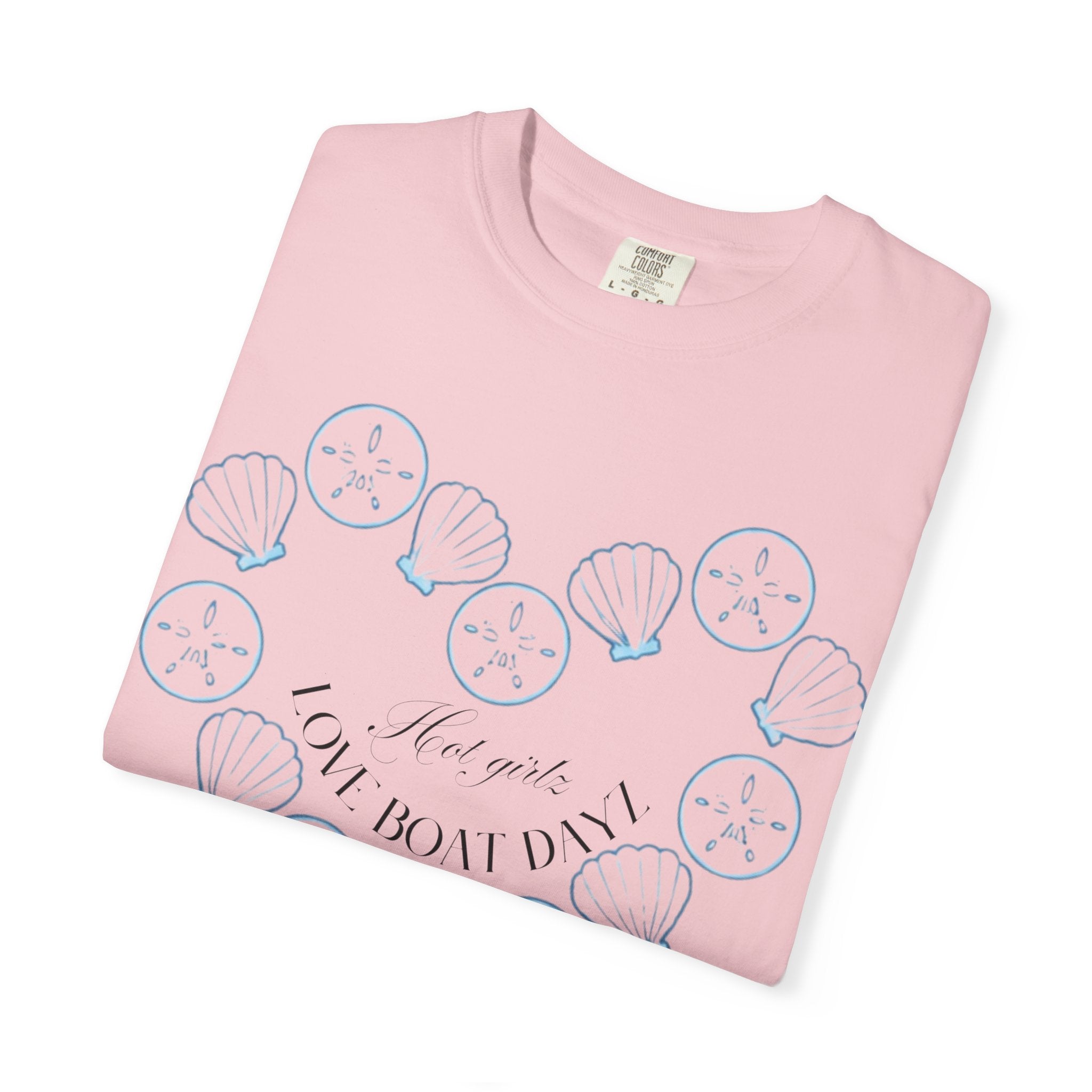 Hot Girlz Love Boat Dayz Tee